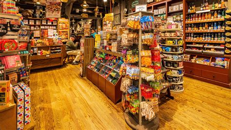 does cracker barrel have an online store